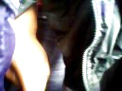 Rambut pirang anak perempuan dipaksa anal ru di bus 14,